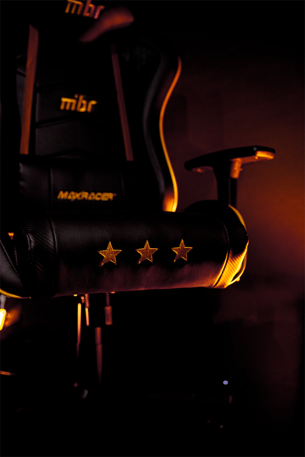 img cadeira gamer preta com inclinacao 180 graus 010